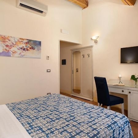 Hotel Ristorante Borgo Antico Monteroni d'Arbia Bagian luar foto