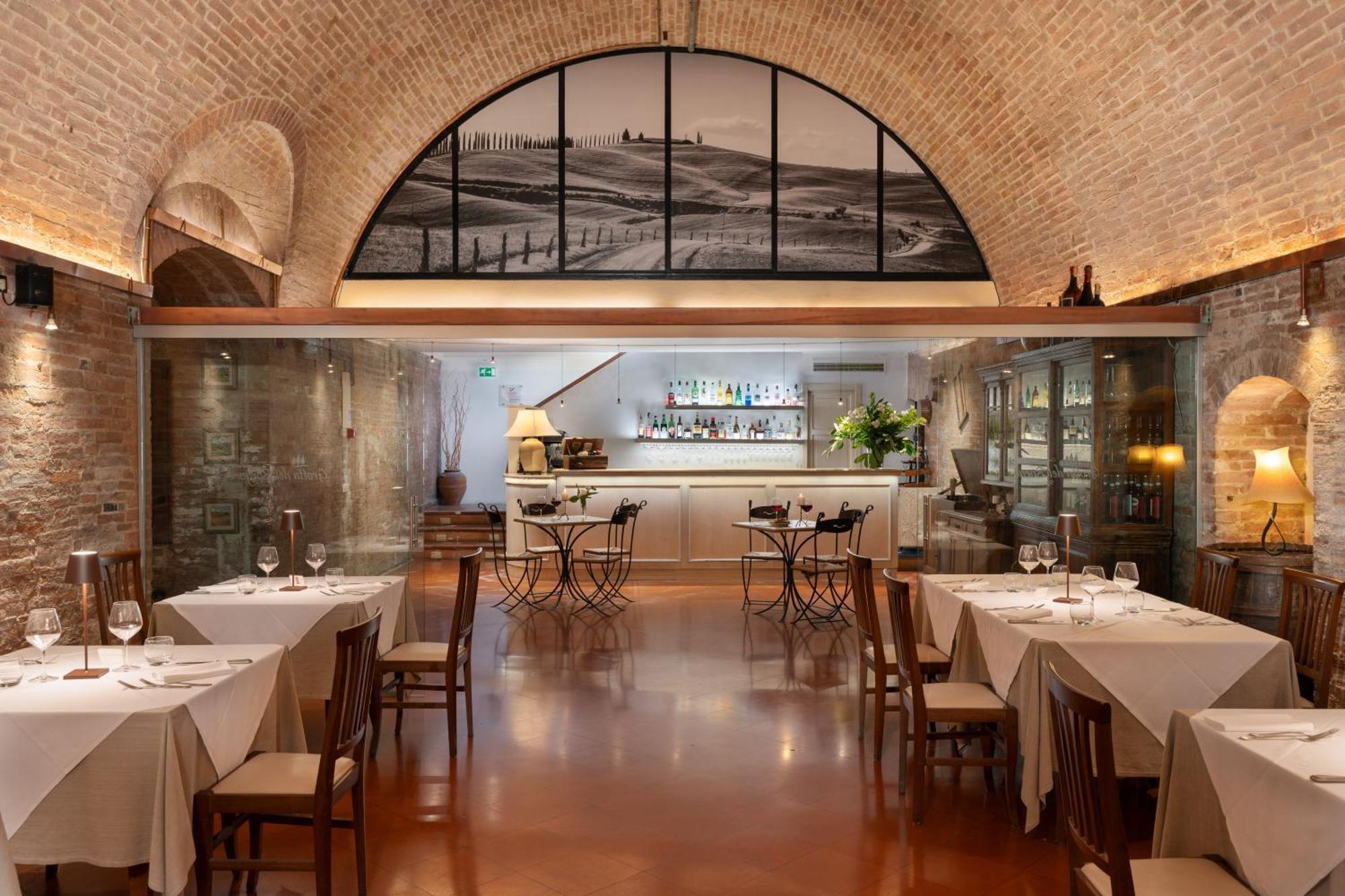 Hotel Ristorante Borgo Antico Monteroni d'Arbia Bagian luar foto