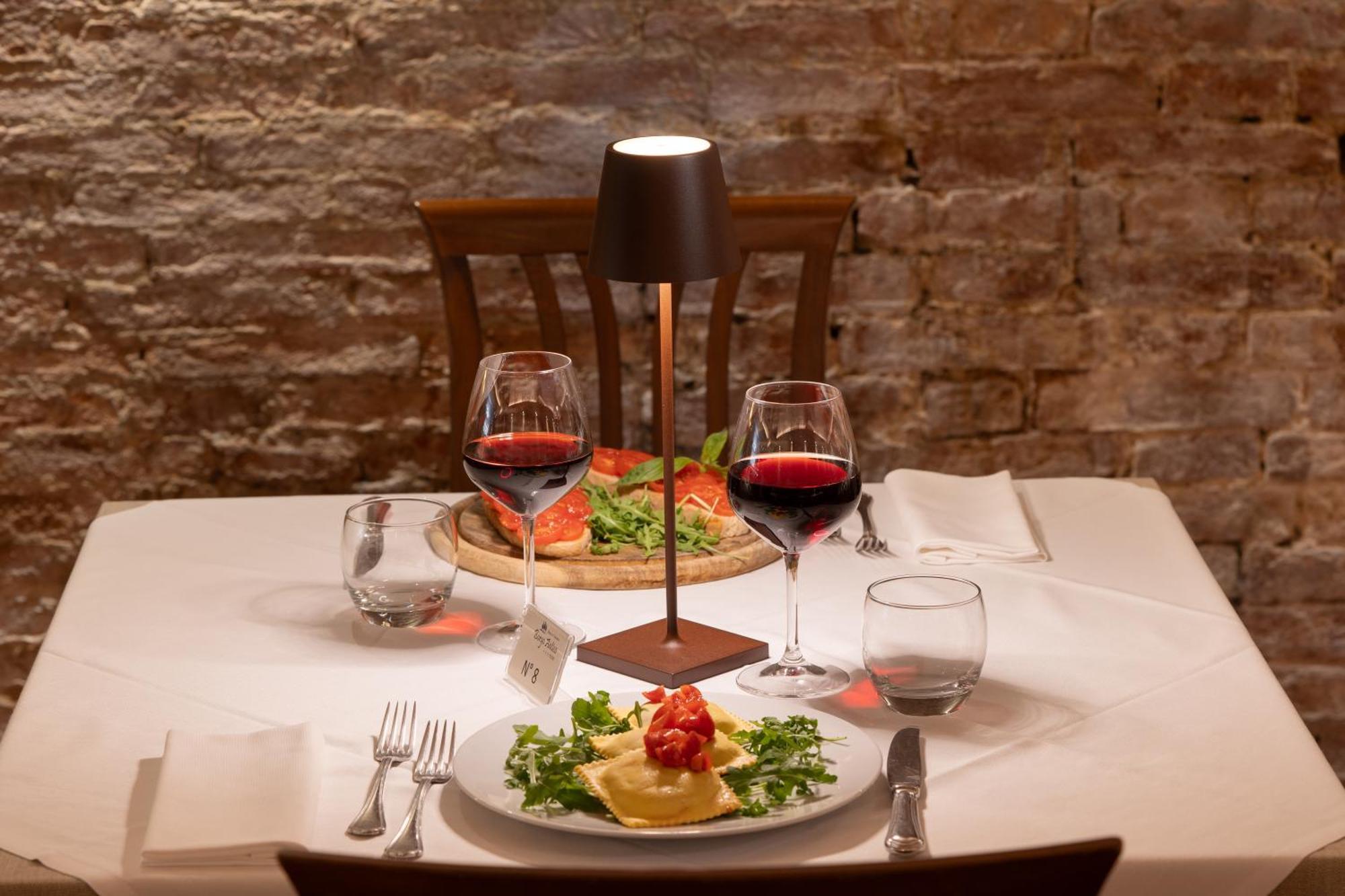 Hotel Ristorante Borgo Antico Monteroni d'Arbia Bagian luar foto