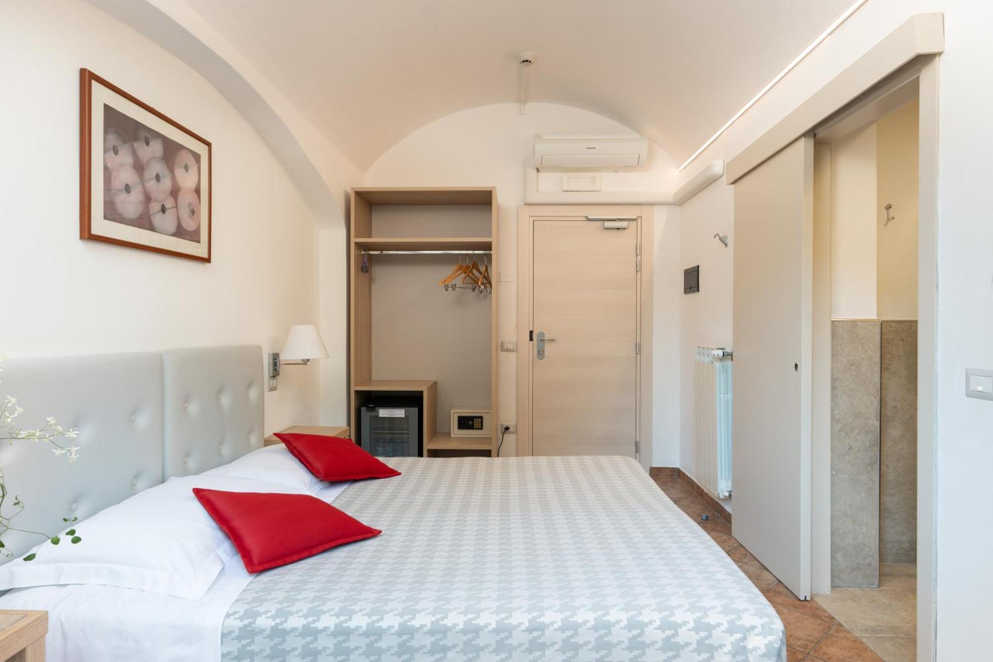 Hotel Ristorante Borgo Antico Monteroni d'Arbia Bagian luar foto