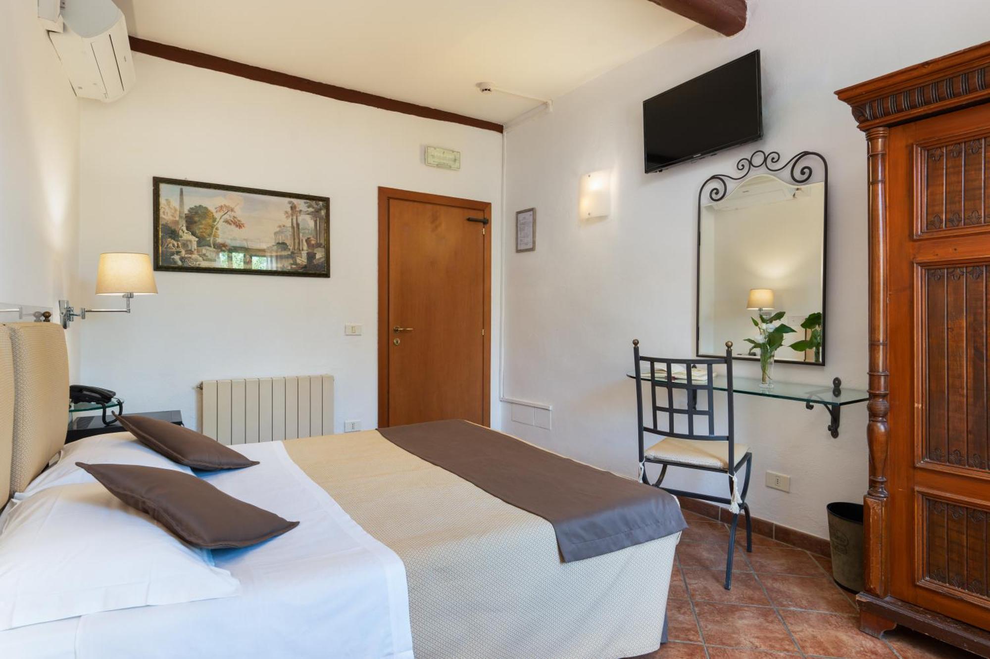 Hotel Ristorante Borgo Antico Monteroni d'Arbia Bagian luar foto